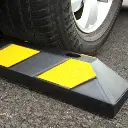tope-para-estacionamiento-topes-de-estacionamiento.webp
